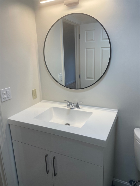 3 bed, 1 bath apartment for rent at 115 St Kolbe Dr Unit 115, Holyoke — photo 8 of 28