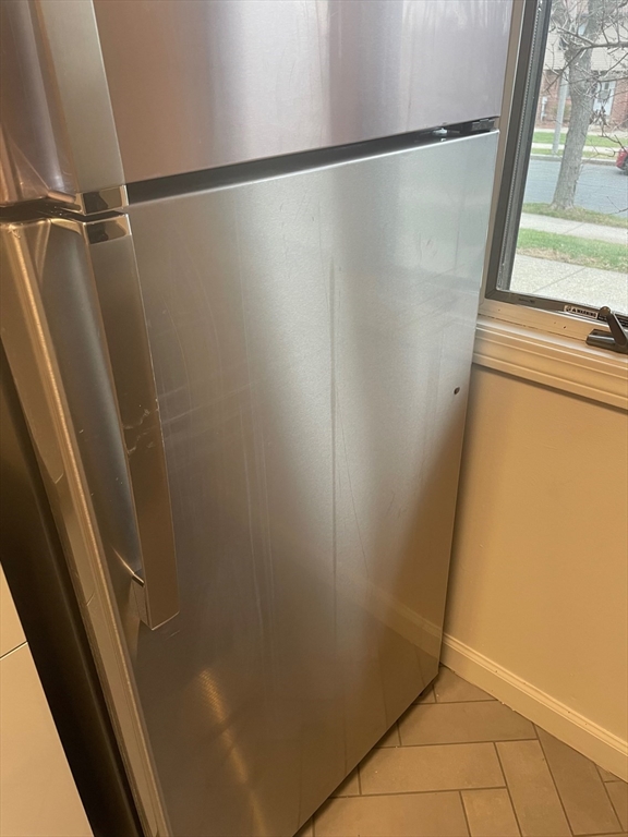 3 bed, 1 bath apartment for rent at 115 St Kolbe Dr Unit 115, Holyoke — photo 15 of 28