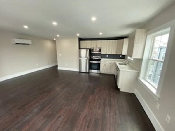 4 bed, 2 bath apartment for rent at 115 Stanwood St Unit 2, Dorchester — photo 3 of 15