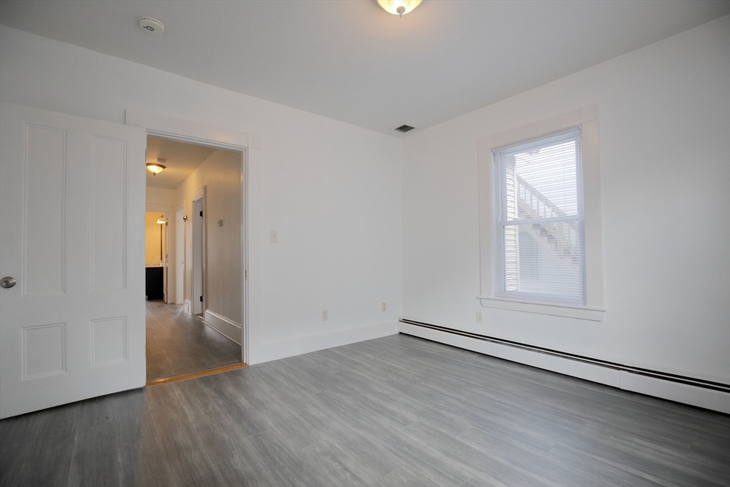 4 bed, 2 bath apartment for rent at 115 Taylor St Unit 2, Waltham — photo 24 of 40