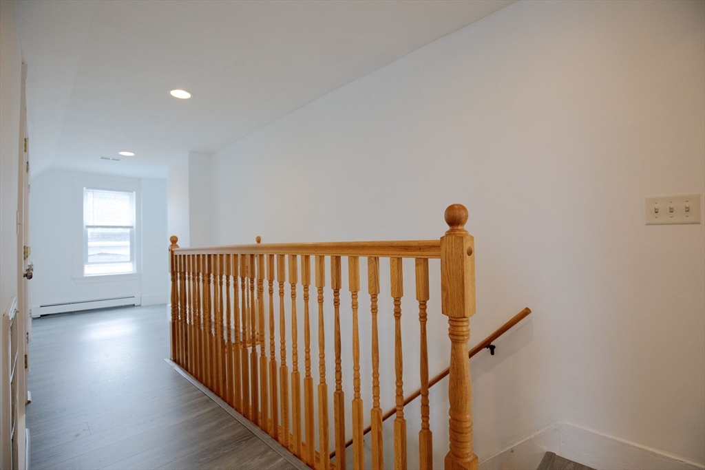 4 bed, 2 bath apartment for rent at 115 Taylor St Unit 2, Waltham — photo 27 of 40