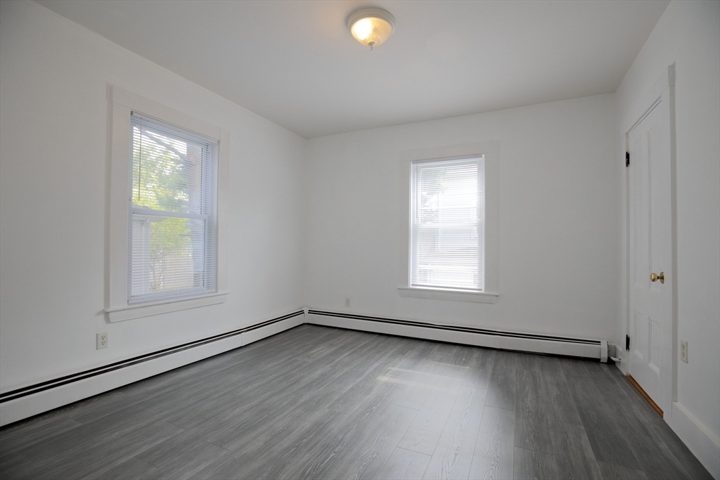 4 bed, 2 bath apartment for rent at 115 Taylor St Unit 2, Waltham — photo 23 of 40