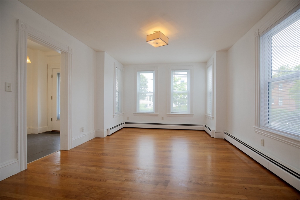 4 bed, 2 bath apartment for rent at 115 Taylor St Unit 2, Waltham — photo 12 of 40
