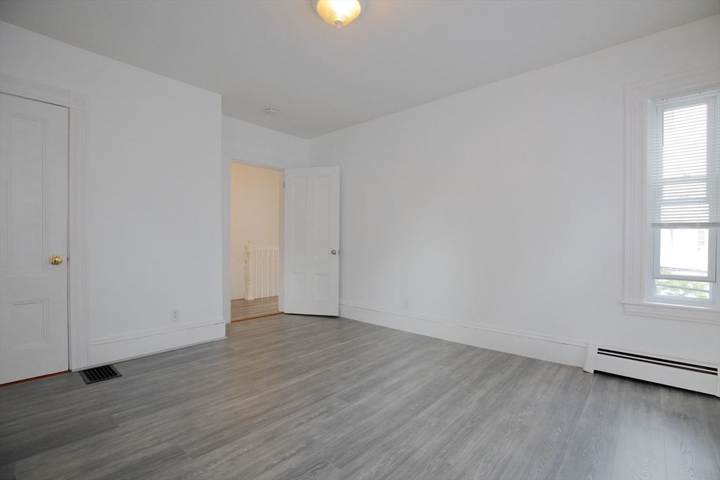 4 bed, 2 bath apartment for rent at 115 Taylor St Unit 2, Waltham — photo 22 of 40
