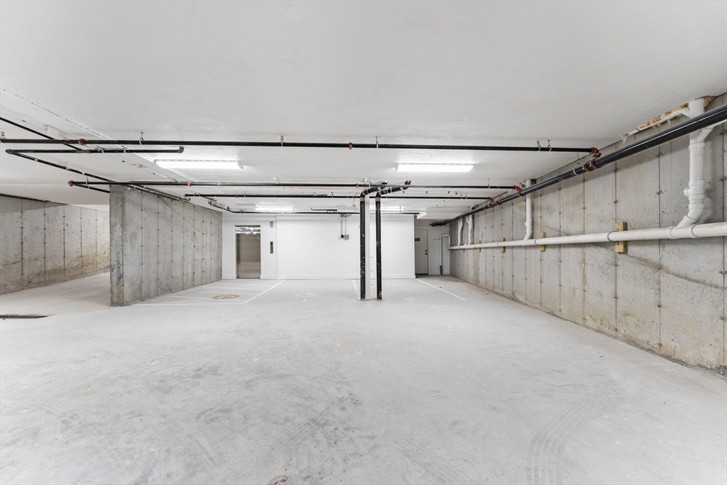 3 bed, 2 bath apartment for rent at 115 Thurston St Unit G, Winter Hill — photo 31 of 40