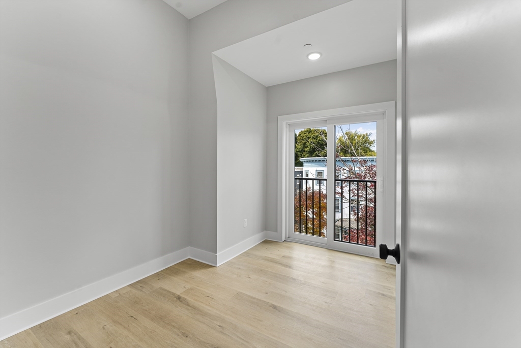 3 bed, 2 bath apartment for rent at 115 Thurston St Unit G, Winter Hill — photo 21 of 40