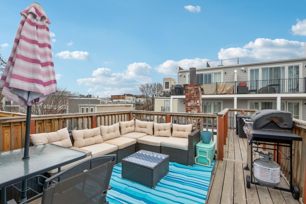 1 bed, 1 bath apartment for rent at 115 West Seventh St Unit 3, South Boston — photo 12 of 13