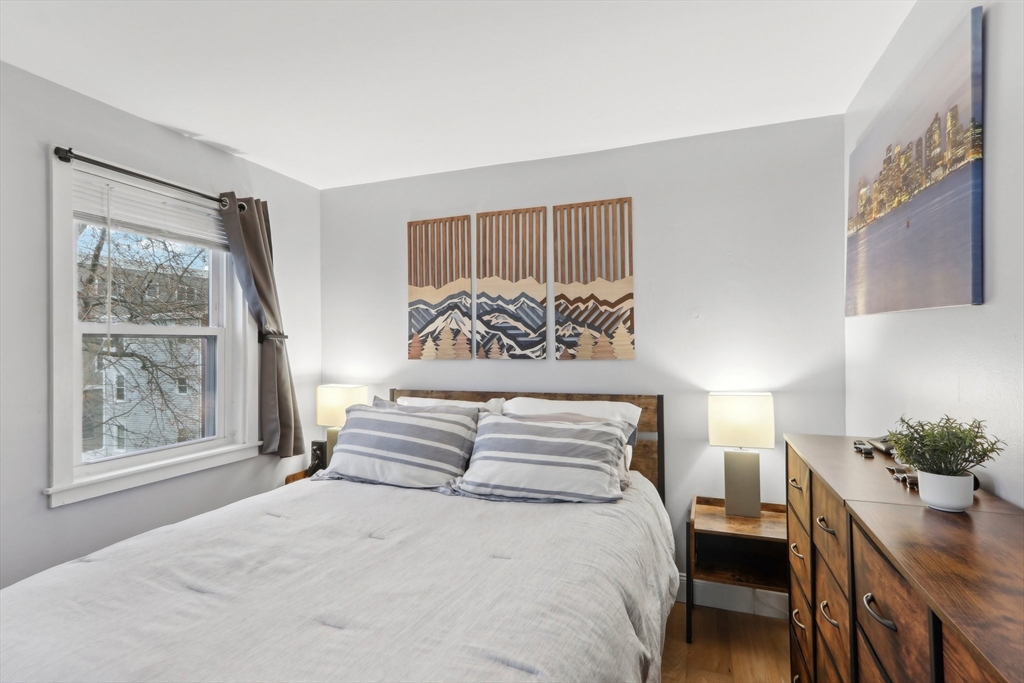 1 bed, 1 bath apartment for rent at 115 West Seventh St Unit 3, South Boston — photo 9 of 13