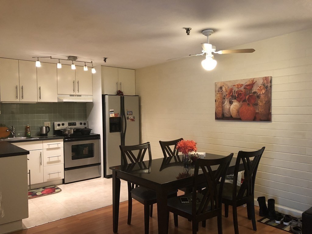 1 bed, 1 bath apartment for rent at 115 West Squantum St Unit 714, Quincy — photo 4 of 5