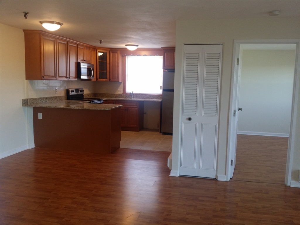 1 bed, 1 bath apartment for rent at 115 West Squantum St Unit 918, North Quincy — photo 6 of 10