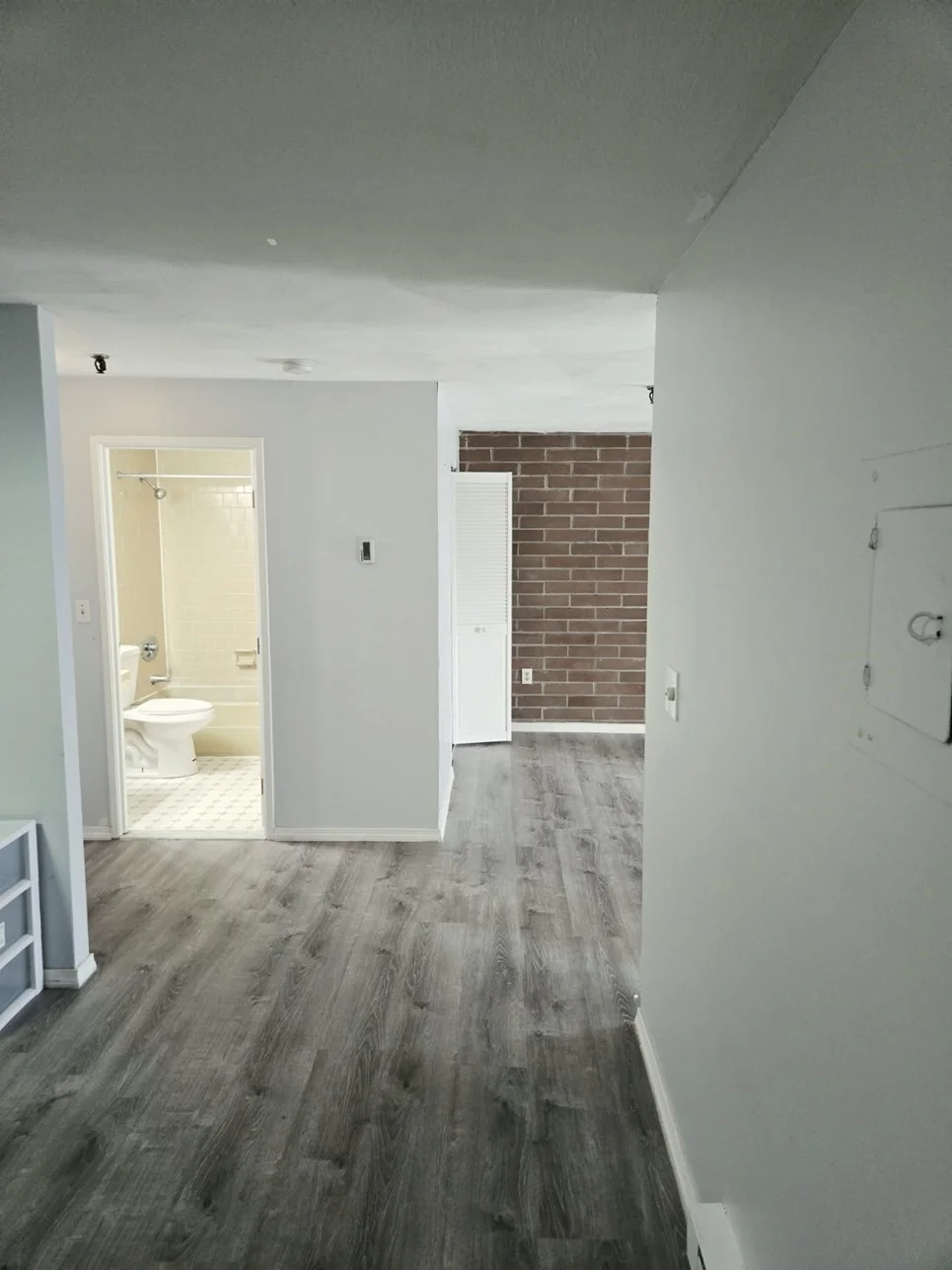 1 bed, 1 bath apartment for rent at 115 W Squantum Unit 407, Quincy — photo 2 of 13