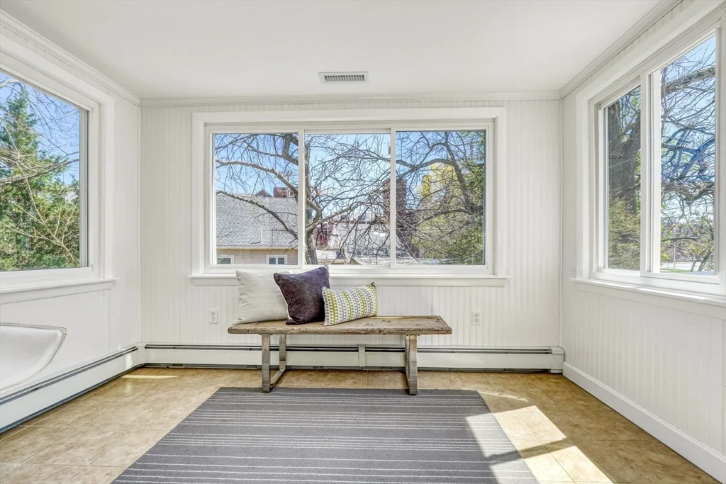 4 bed, 3 bath apartment for rent at 115 Washington St, Melrose — photo 6 of 14
