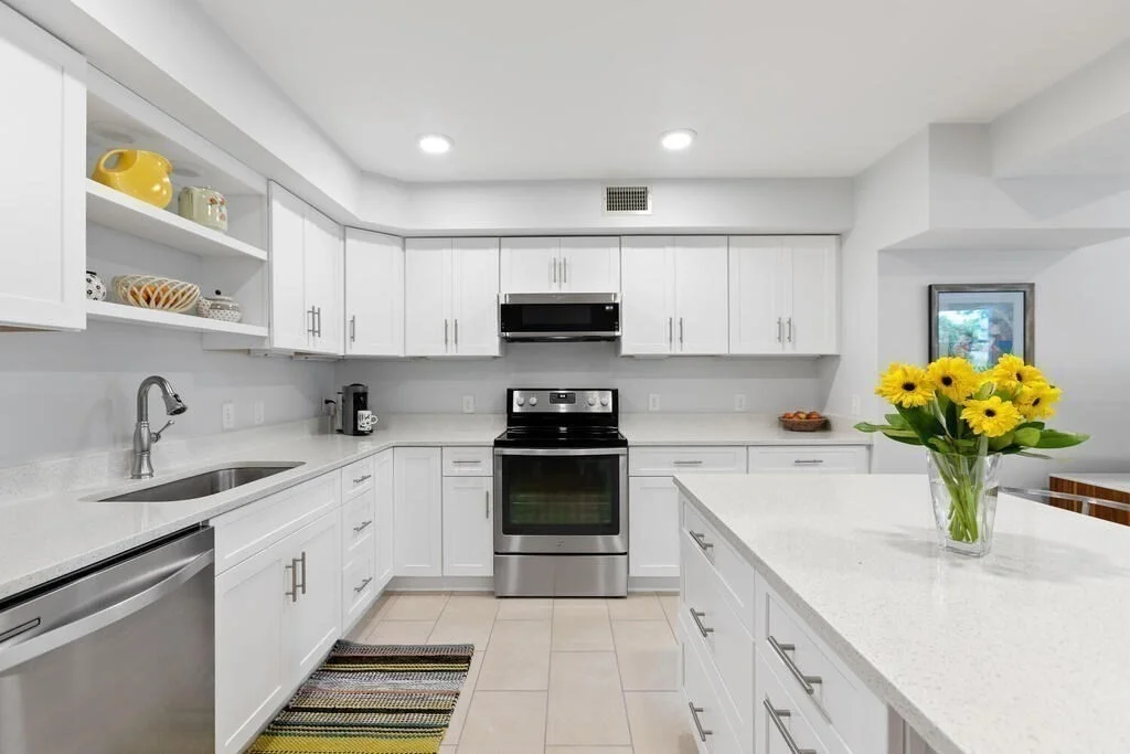 1 bed, 1 bath apartment for rent at 115 Washington Unit 1B, Winchester — photo 1 of 21