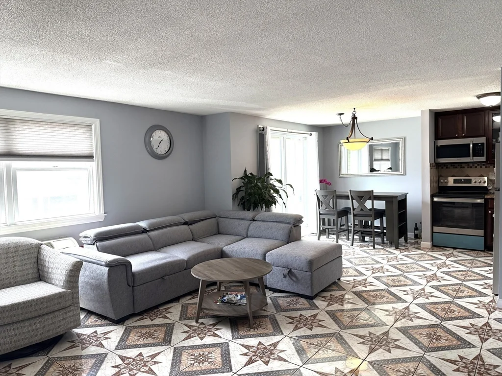 1 bed, 1 bath apartment for rent at 115 Water St Unit 13, Beverly — photo 7 of 30