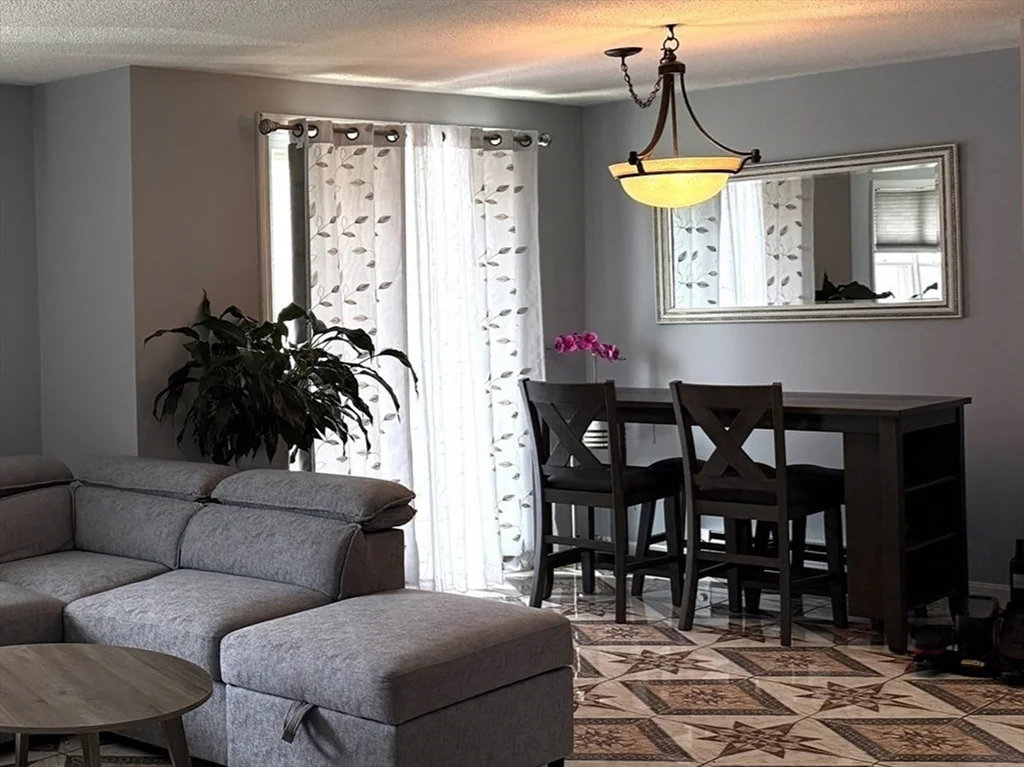 1 bed, 1 bath apartment for rent at 115 Water St Unit 13, Beverly — photo 8 of 30