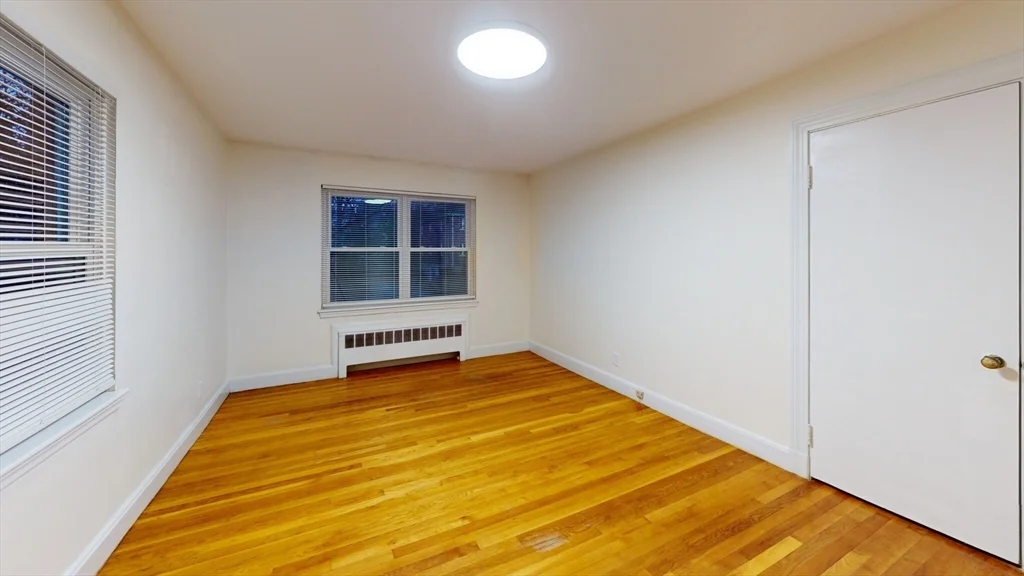 3 bed, 1 bath apartment for rent at 115 Withington Rd Unit 115, Newton — photo 5 of 13