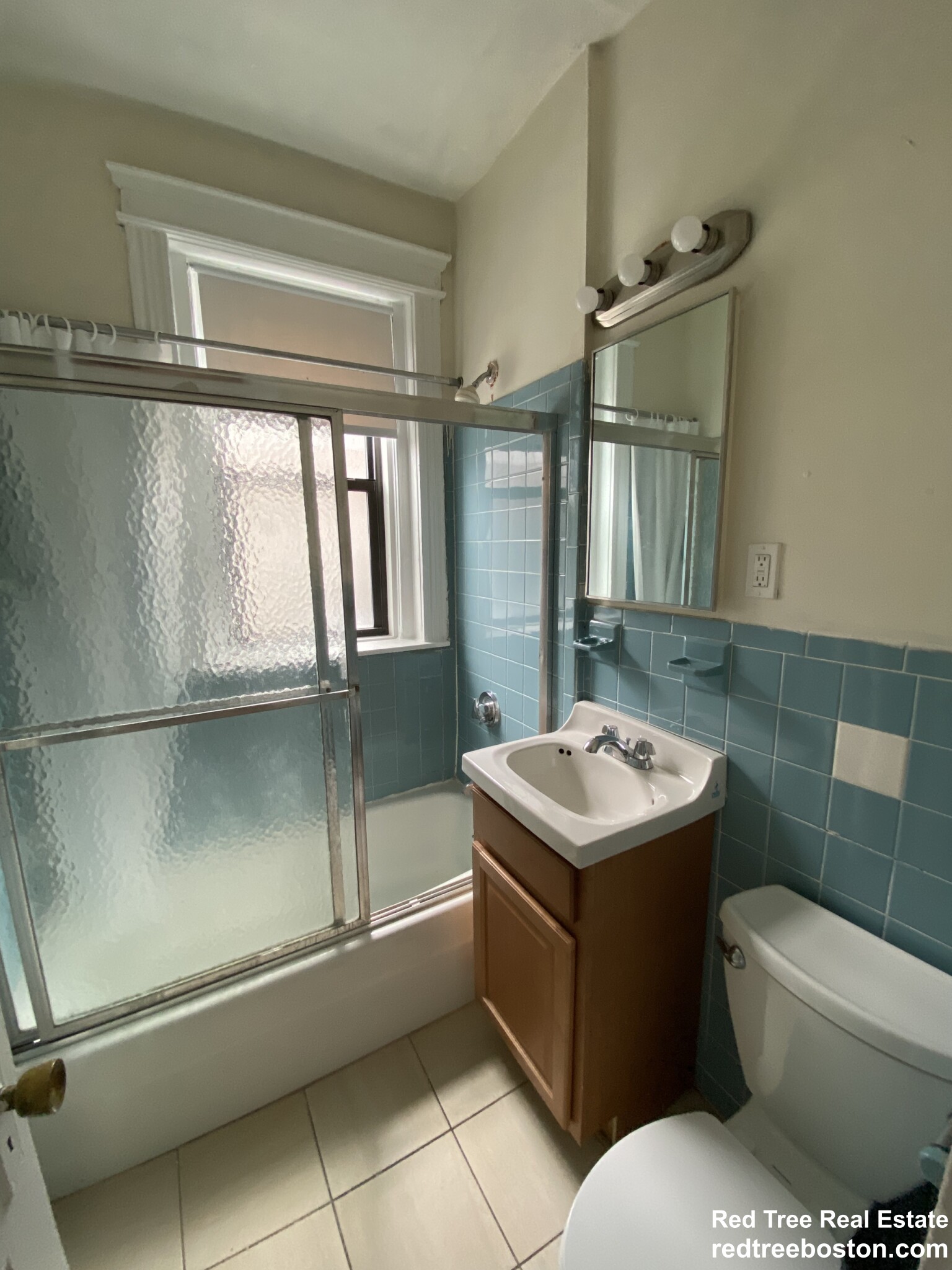 Studio bed, 1 bath apartment for rent at 1152 Commonwealth Ave Unit 17, Allston — photo 3 of 10