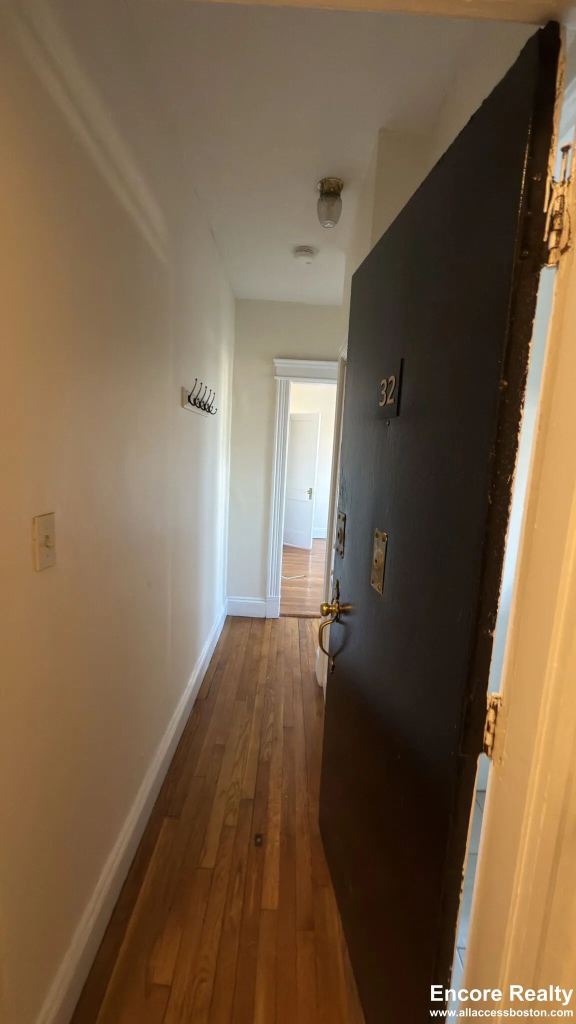 Studio bed, 1 bath apartment for rent at 1152 Commonwealth Ave Unit 25, Brighton — photo 10 of 10