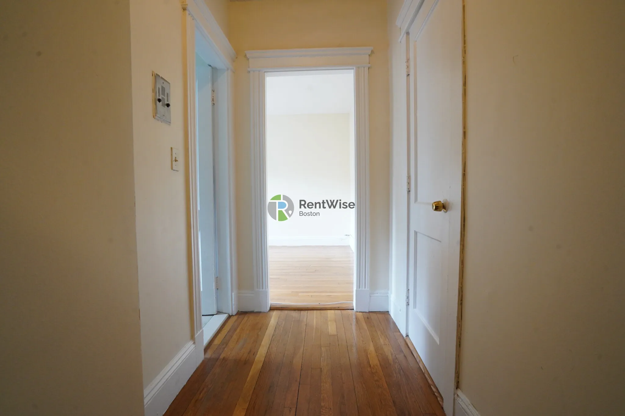 1 bed, 1 bath apartment for rent at 1152 Commonwealth Ave Unit 28, Allston — photo 3 of 10