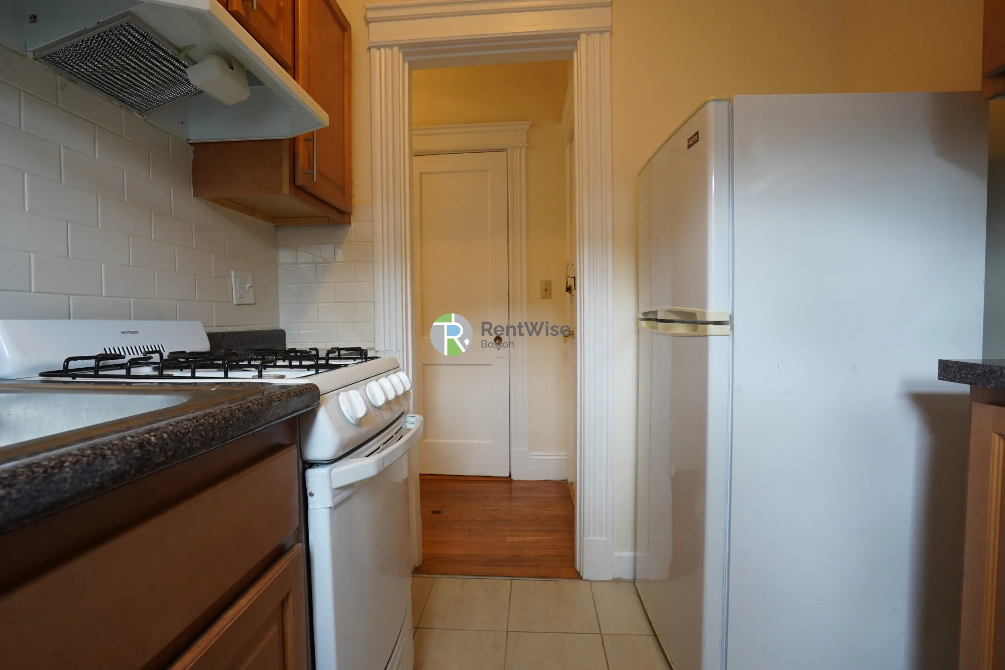 1 bed, 1 bath apartment for rent at 1152 Commonwealth Ave Unit 28, Allston — photo 9 of 10