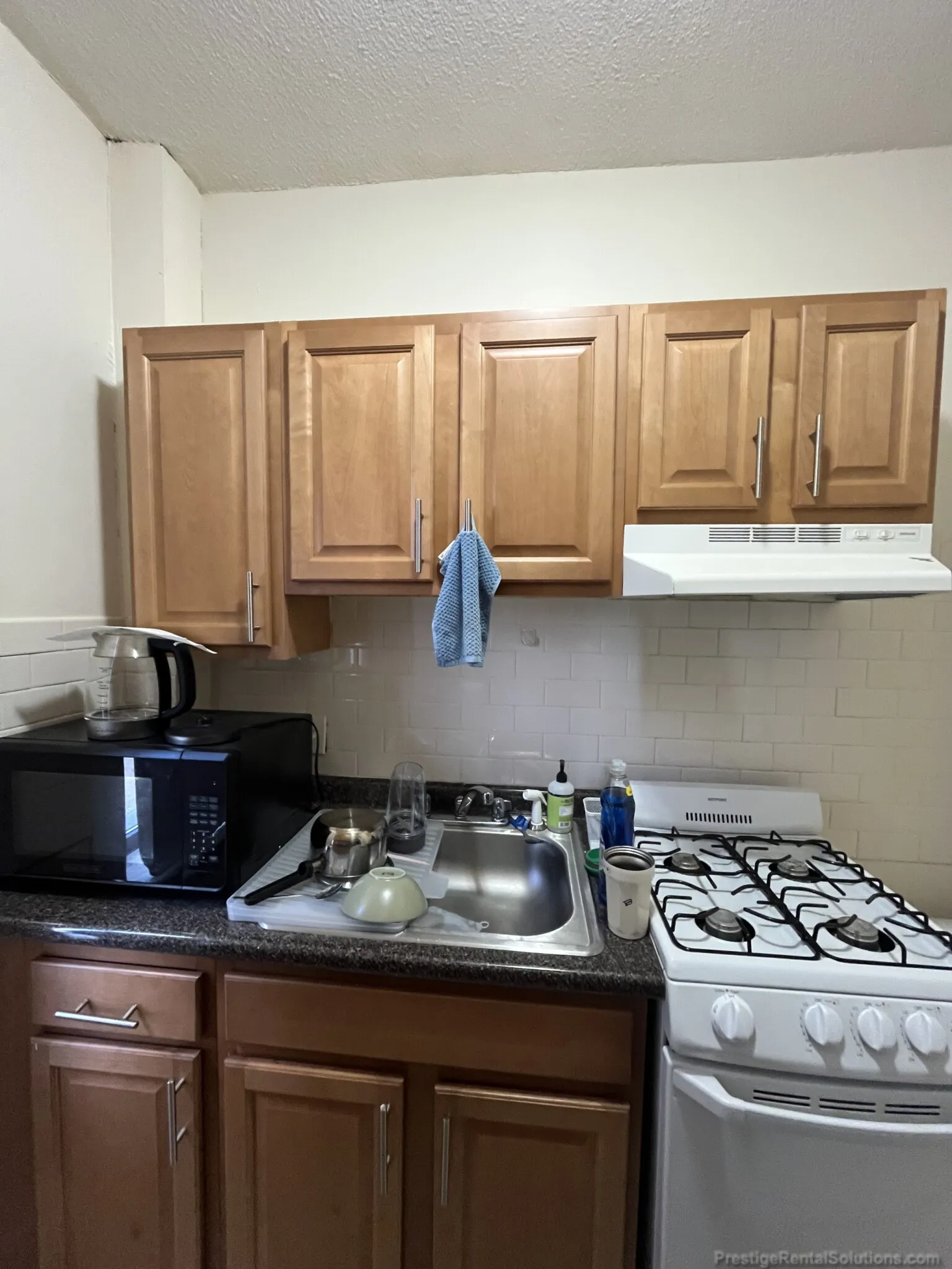 Studio bed, 1 bath apartment for rent at 1152 Commonwealth Ave Unit 33, Allston — photo 4 of 9