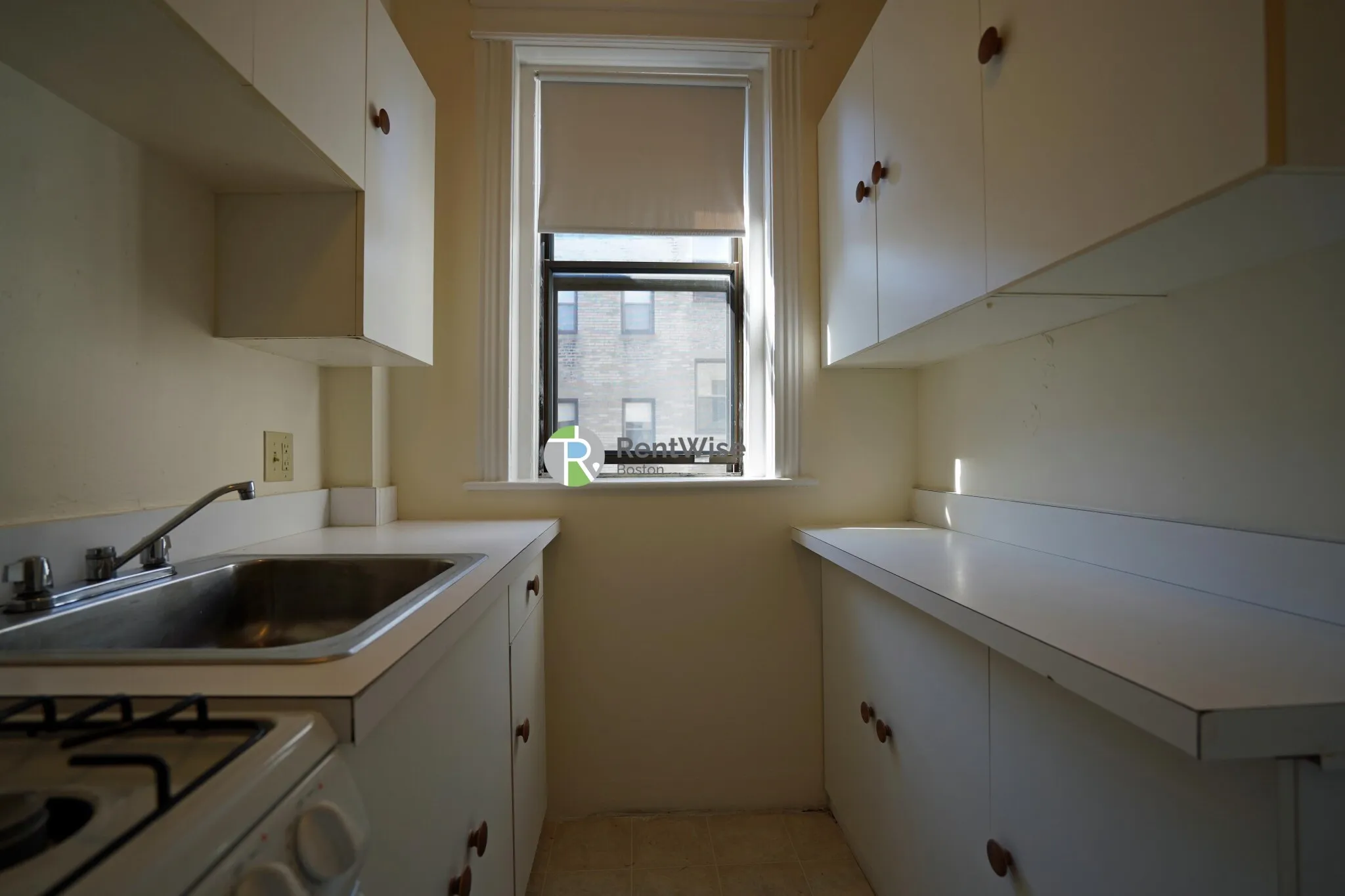 Studio bed, 1 bath apartment for rent at 1152 Commonwealth Ave Unit 45, Allston — photo 7 of 9