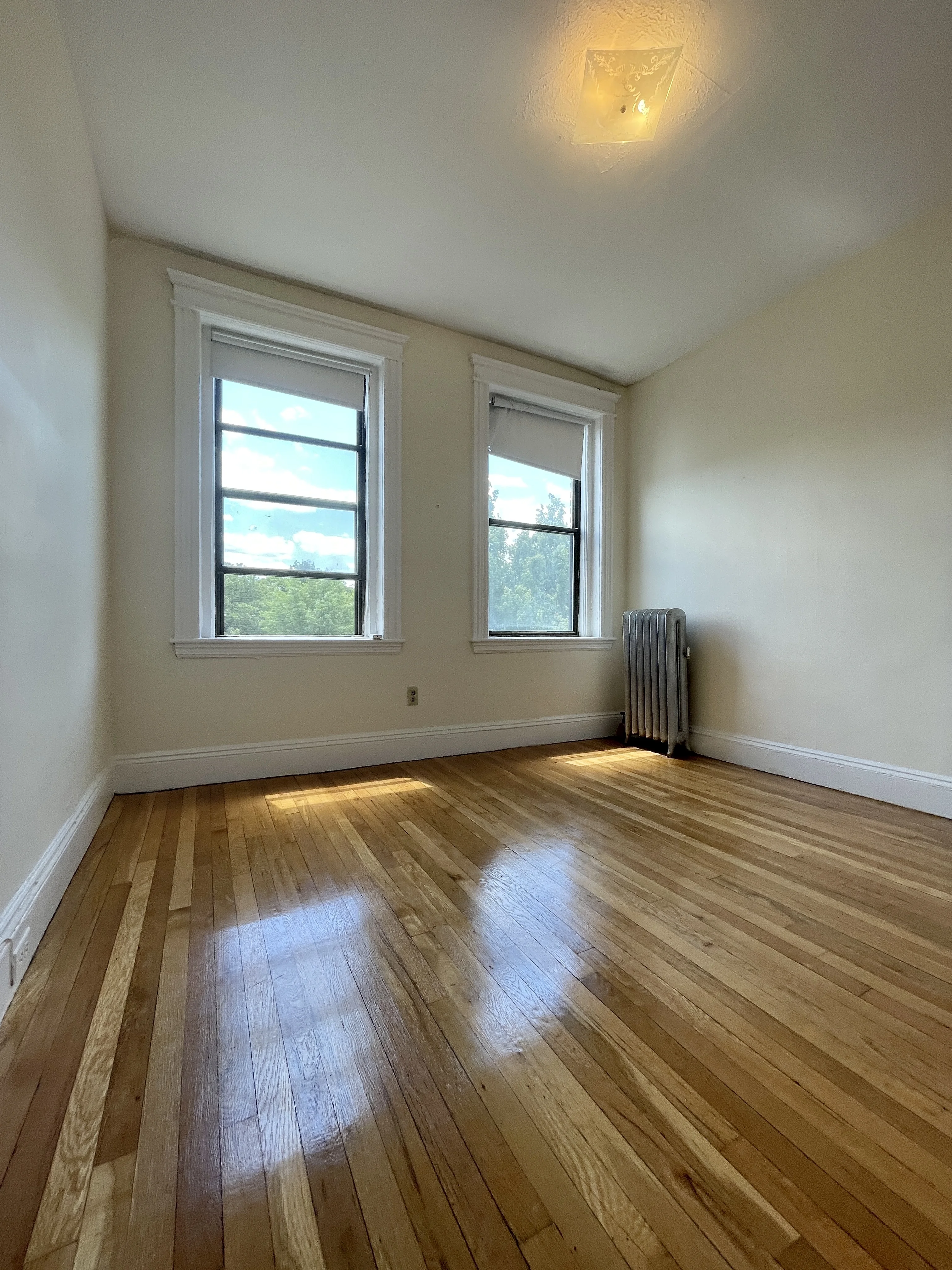 Studio bed, 1 bath apartment for rent at 1152 Commonwealth Ave Unit 48, Allston — photo 5 of 6