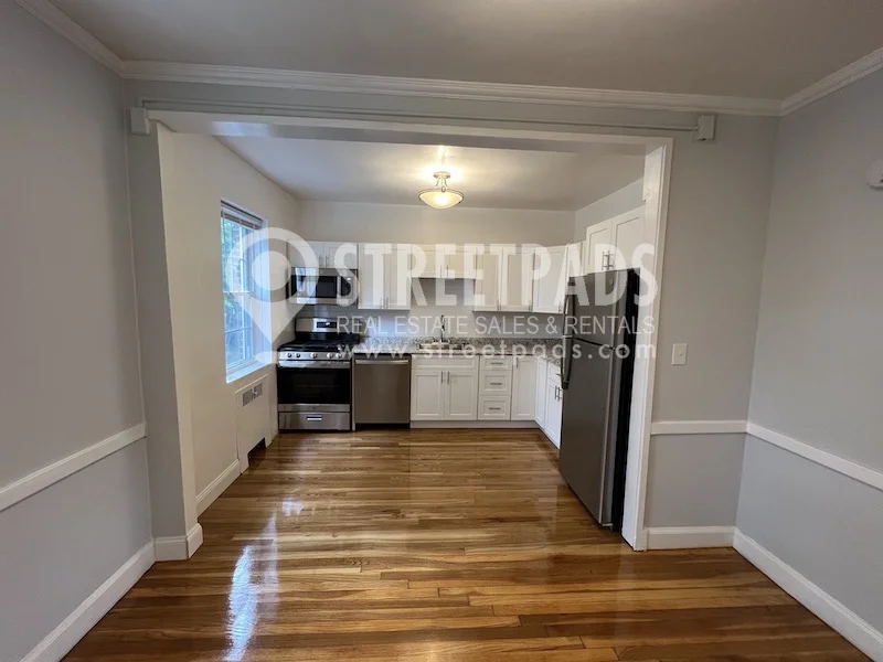 1 bed, 1 bath apartment for rent at 1153 Beacon St Unit 7, Longwood — photo 10 of 33