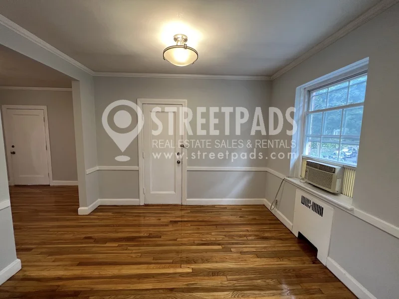 1 bed, 1 bath apartment for rent at 1153 Beacon St Unit 7, Longwood — photo 8 of 33