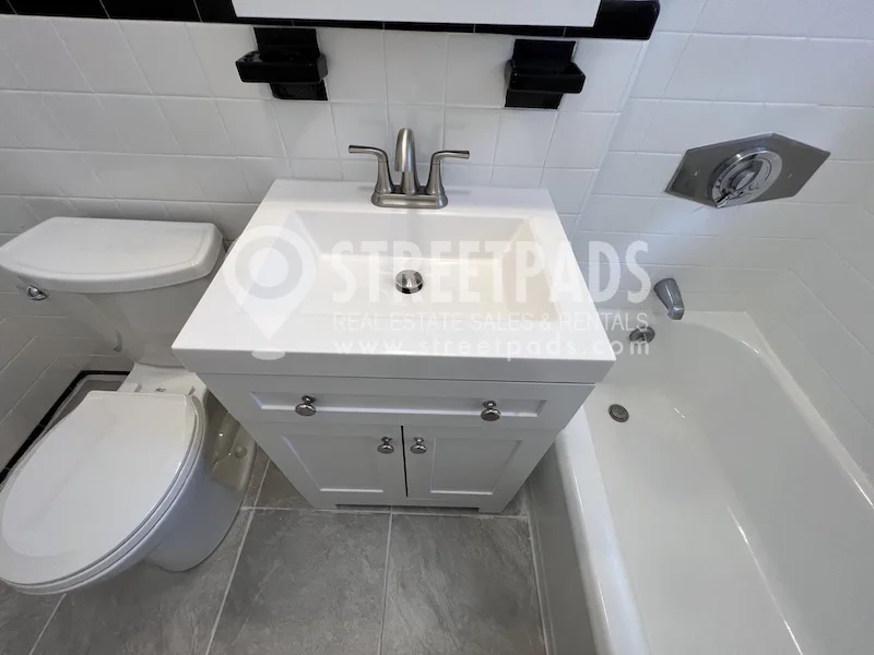 1 bed, 1 bath apartment for rent at 1153 Beacon St Unit 7, Longwood — photo 31 of 33