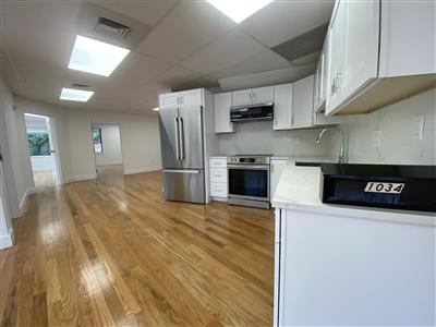 4 bed, 2 bath apartment for rent at 1156 Cambridge St Unit 2, Inman Square — photo 3 of 20