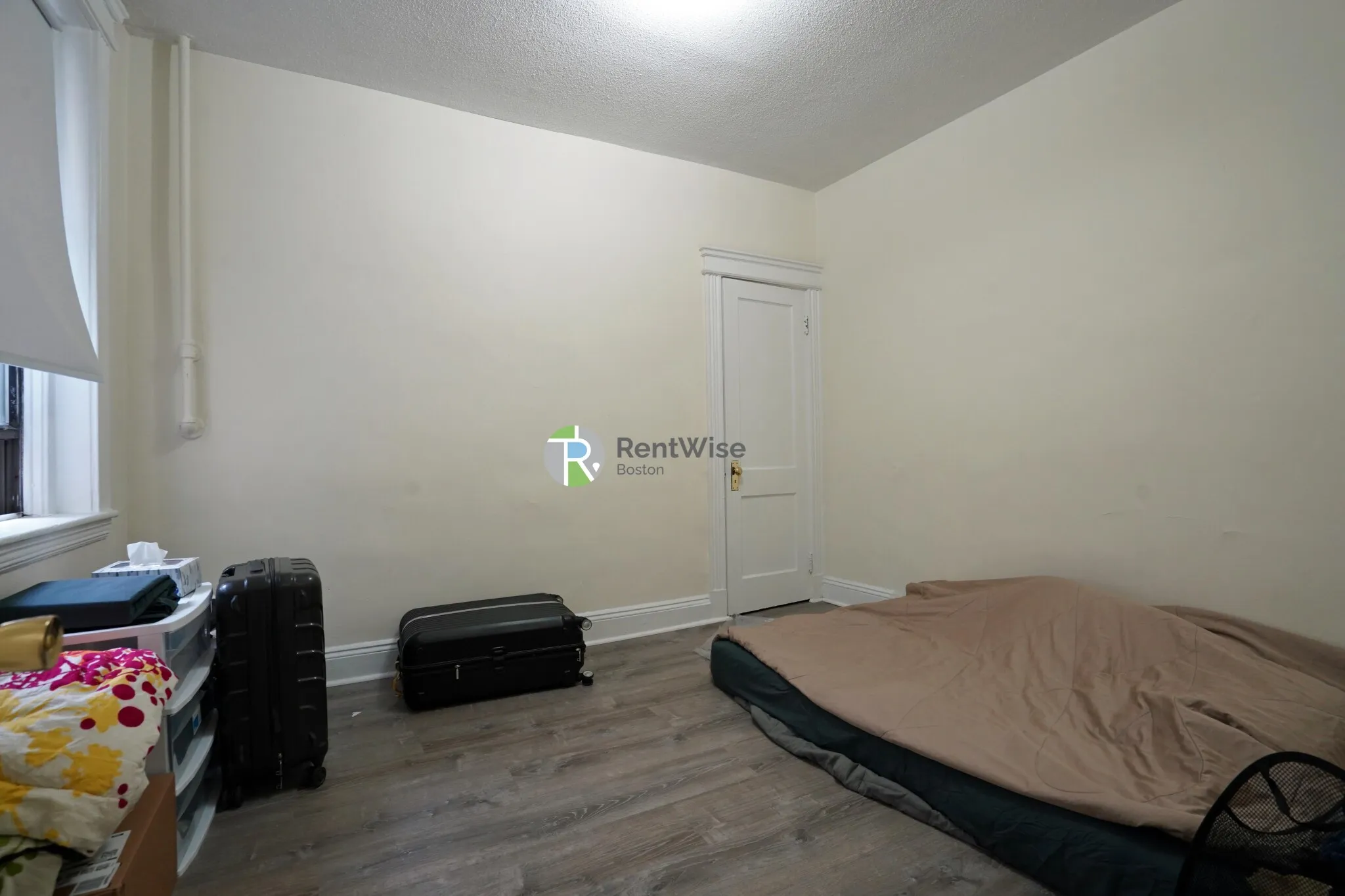 1 bed, 1 bath apartment for rent at 1156 Commonwealth Ave Unit 19, Allston — photo 2 of 12