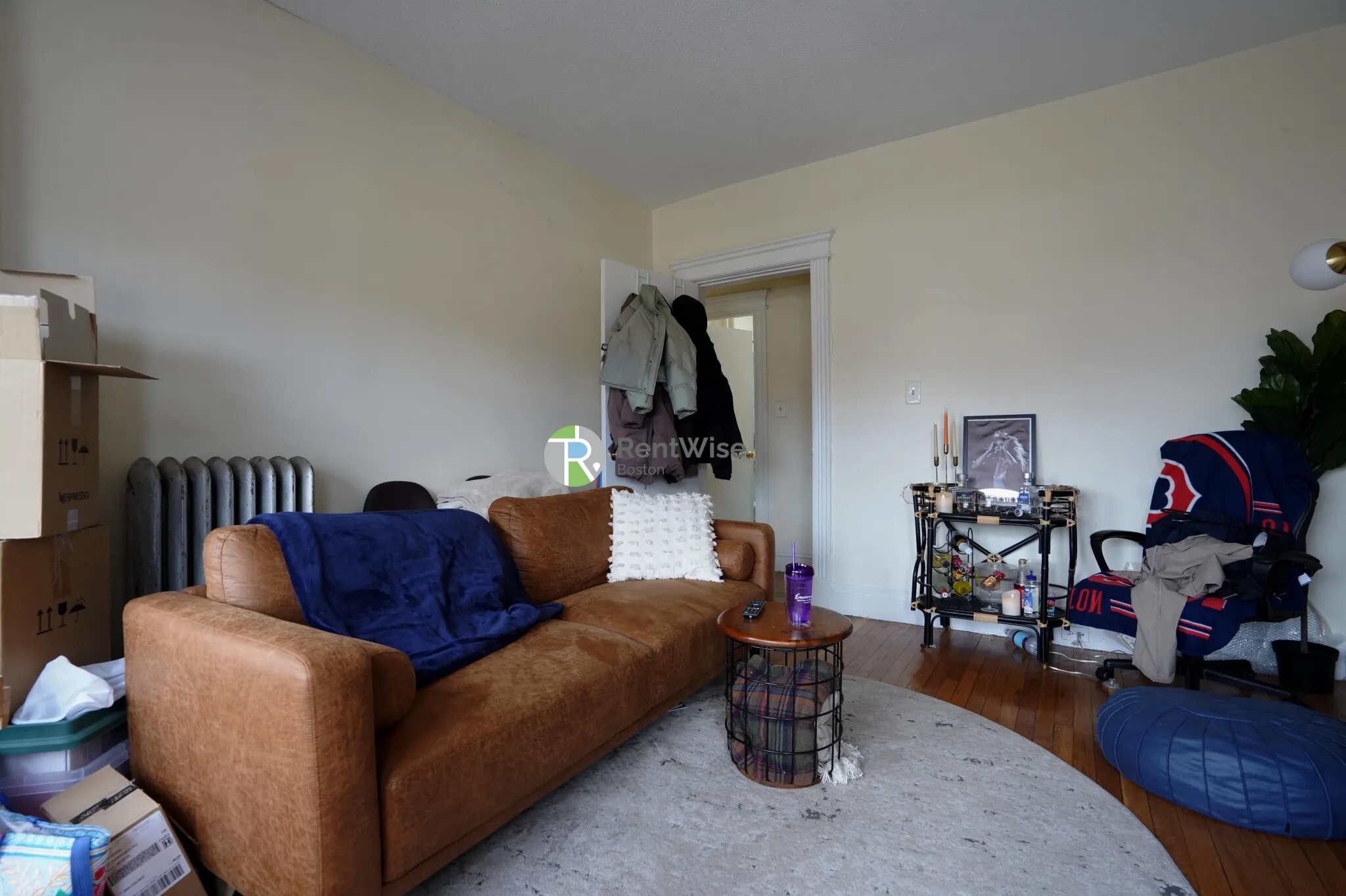 1 bed, 1 bath apartment for rent at 1156 Commonwealth Ave Unit 21, Brighton