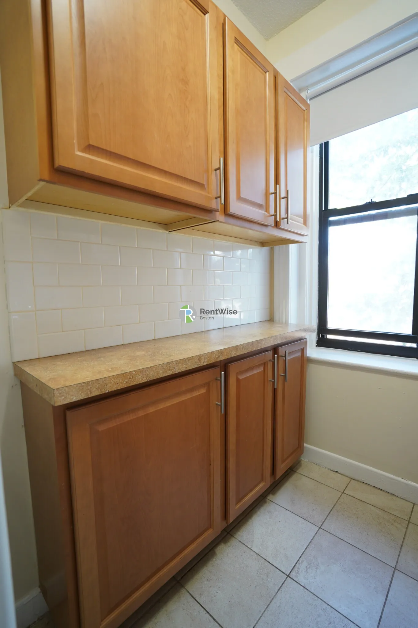 Studio bed, 1 bath apartment for rent at 1156 Commonwealth Ave Unit 23, Allston — photo 8 of 12