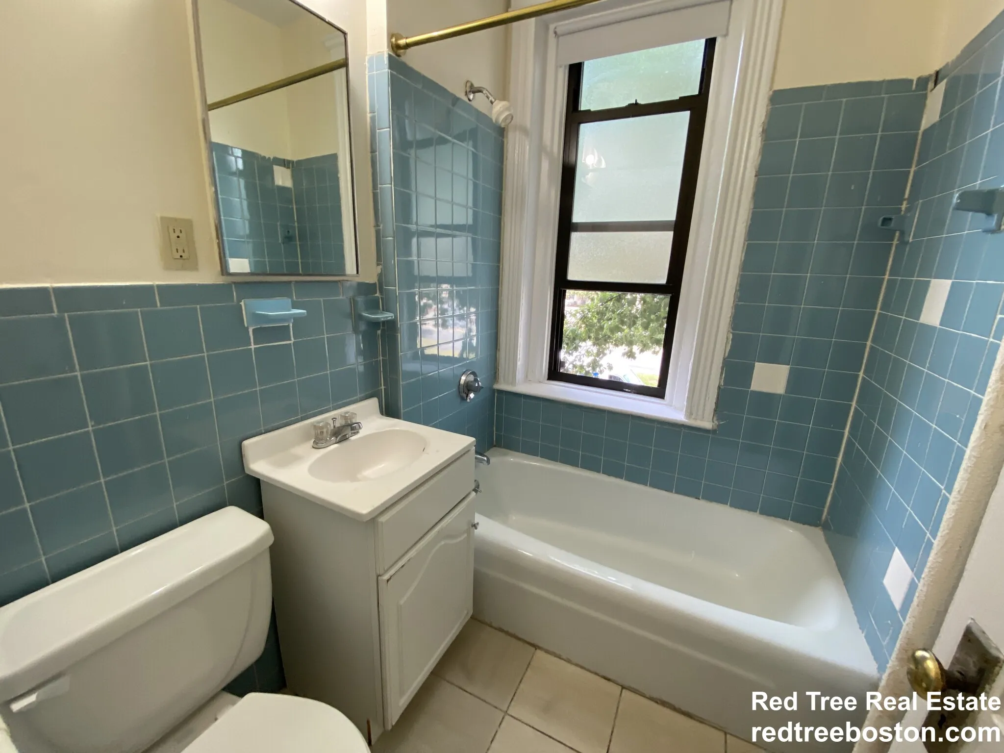 Studio bed, 1 bath apartment for rent at 1156 Commonwealth Ave Unit 23, Allston — photo 7 of 11