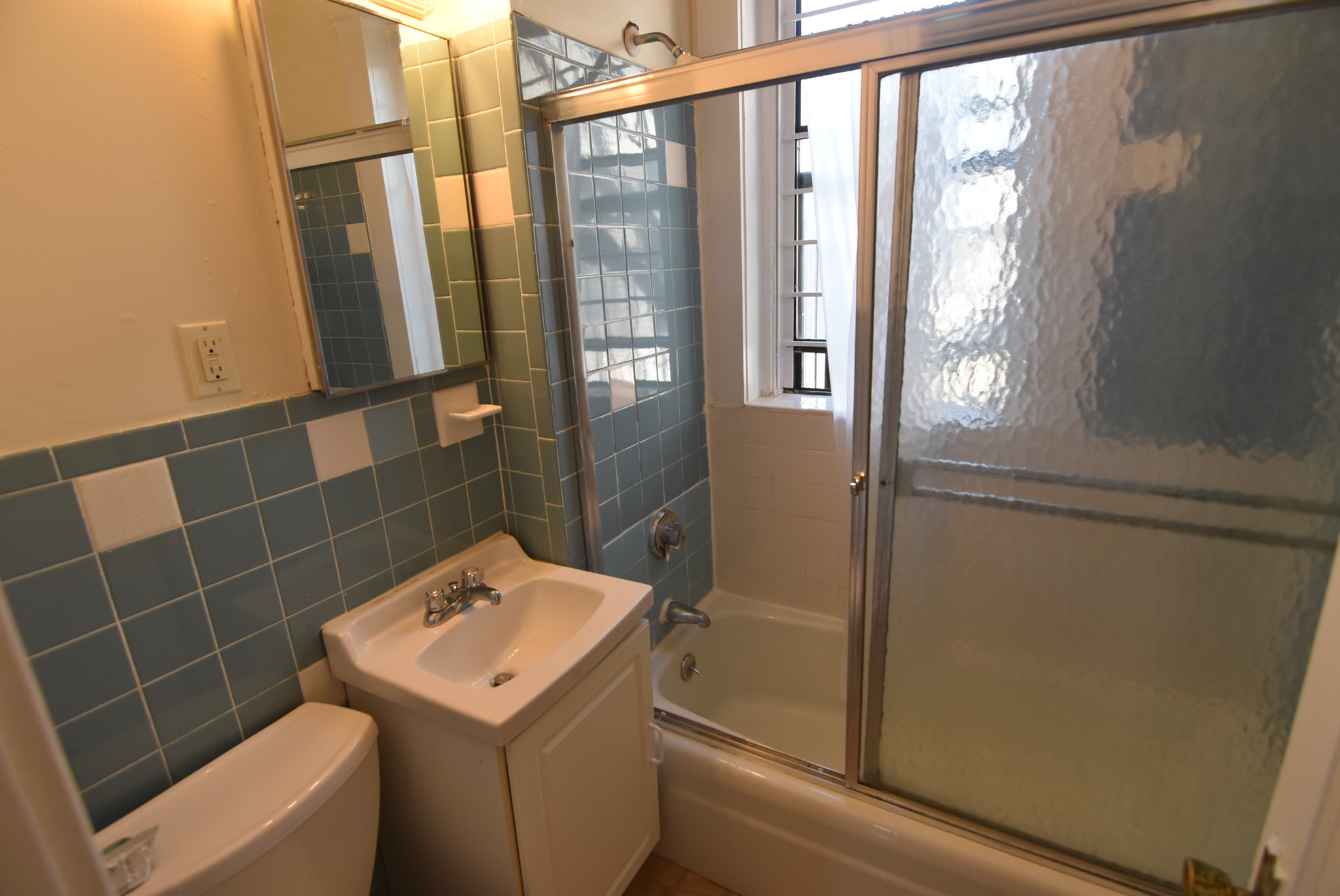 1 bed, 1 bath apartment for rent at 1156 Commonwealth Ave Unit 34, Allston — photo 6 of 7