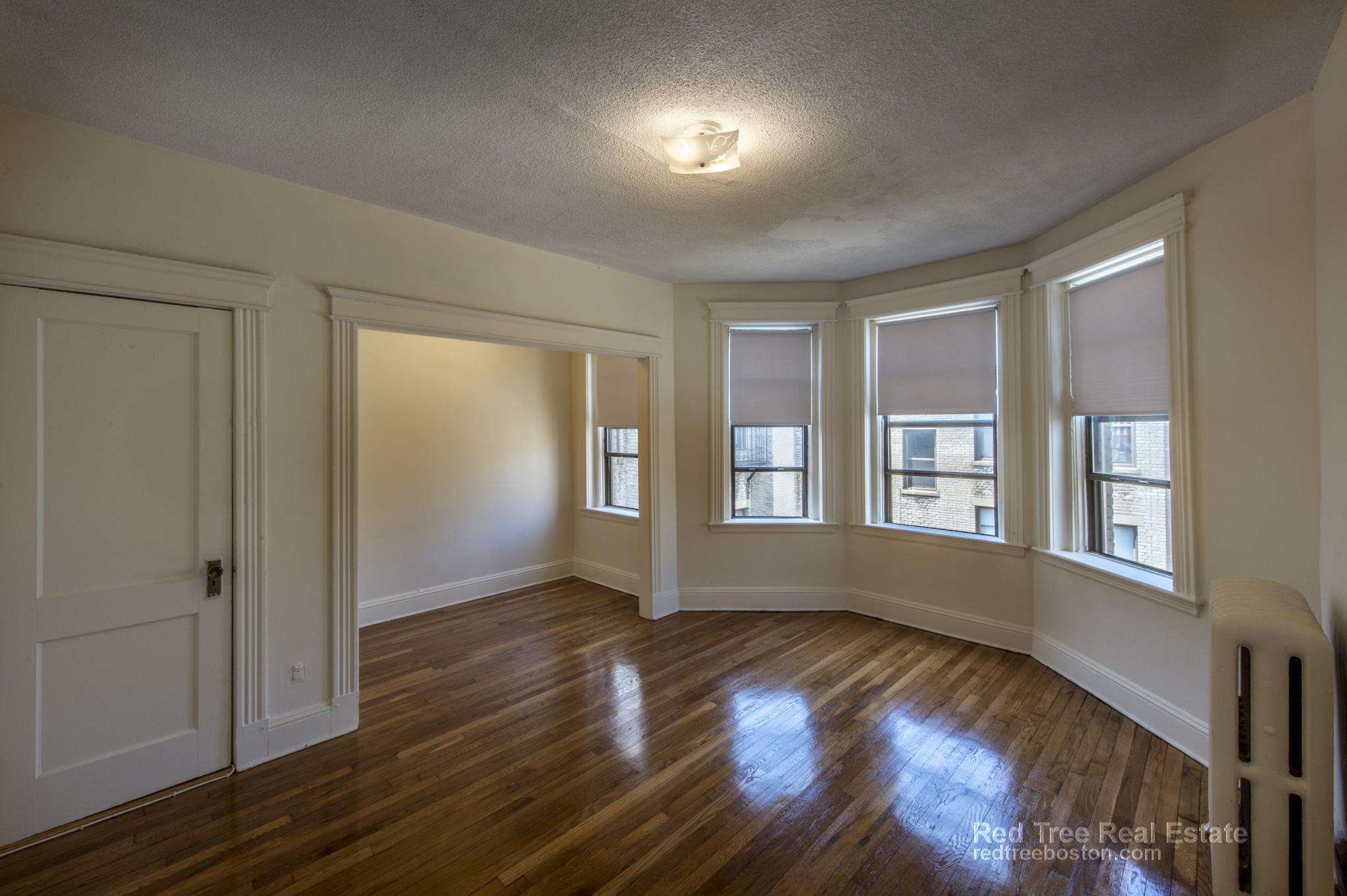 1 bed, 1 bath apartment for rent at 1156 Commonwealth Ave Unit 36, Allston — photo 2 of 6