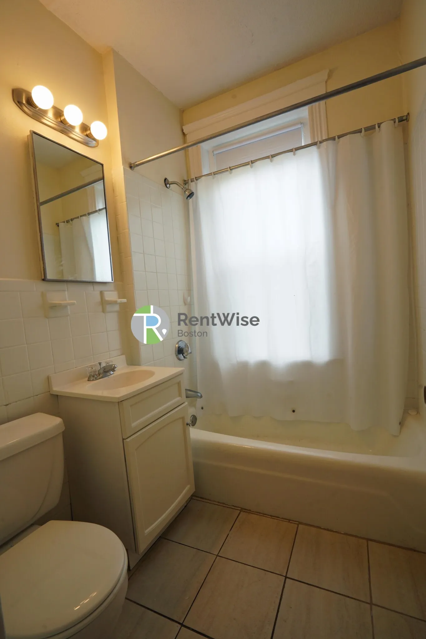 Studio bed, 1 bath apartment for rent at 1156 Commonwealth Ave Unit 43, Allston — photo 9 of 12