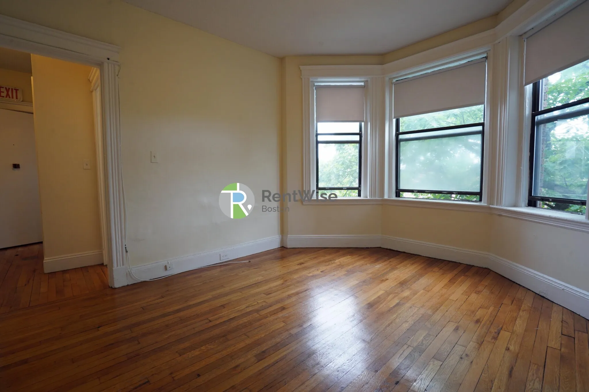 Studio bed, 1 bath apartment for rent at 1156 Commonwealth Ave Unit 43, Allston — photo 3 of 12