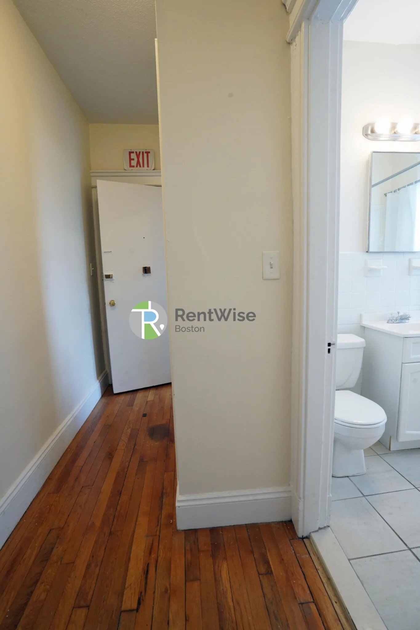 Studio bed, 1 bath apartment for rent at 1156 Commonwealth Ave Unit 43, Allston — photo 10 of 12