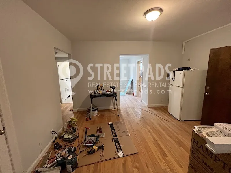 1 bed, 1 bath apartment for rent at 1157 Beacon St Unit 1, Longwood — photo 3 of 39