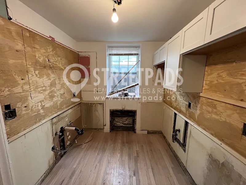 1 bed, 1 bath apartment for rent at 1157 Beacon St Unit 1, Longwood — photo 12 of 39