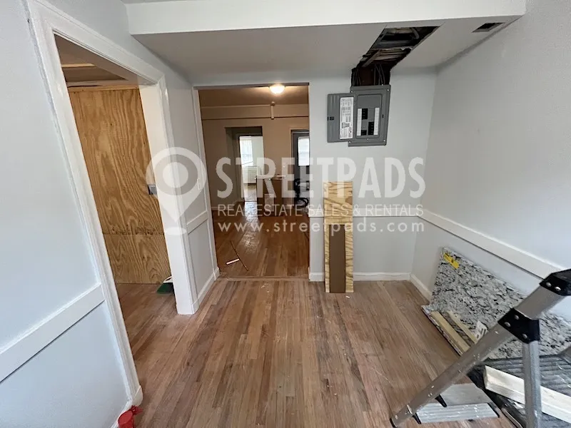 1 bed, 1 bath apartment for rent at 1157 Beacon St Unit 1, Longwood — photo 10 of 39