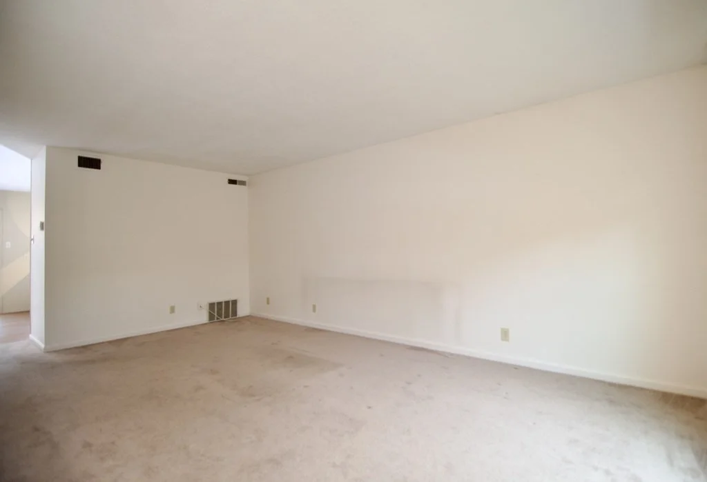 2 bed, 1 bath apartment for rent at 1157 Dickinson St Unit 1157, Forest Park — photo 6 of 30