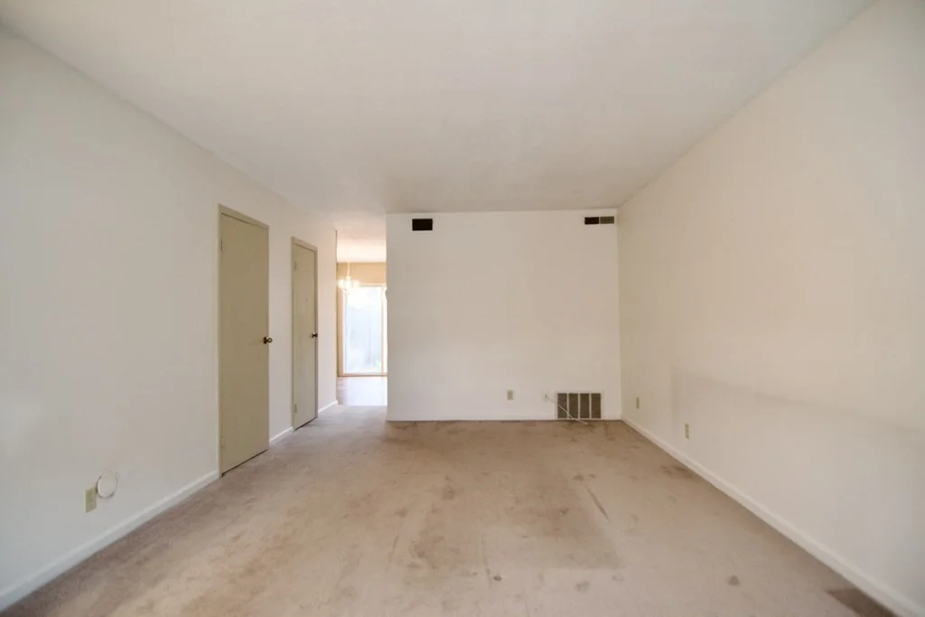 2 bed, 1 bath apartment for rent at 1157 Dickinson St Unit 1157, Forest Park — photo 7 of 30