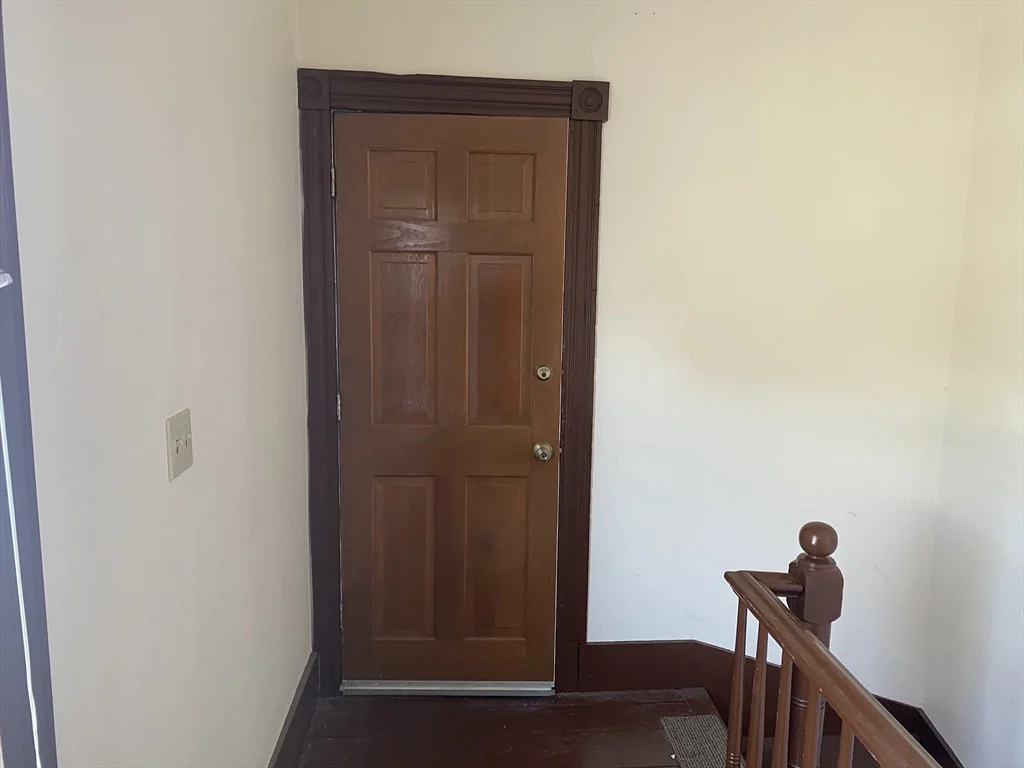 3 bed, 1 bath apartment for rent at 116 Arch St Unit 2, Middleboro — photo 8 of 8