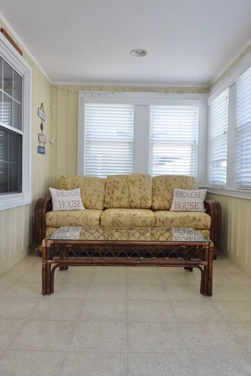 2 bed, 1 bath apartment for rent at 116 Atlantic Ave, Salisbury — photo 5 of 28