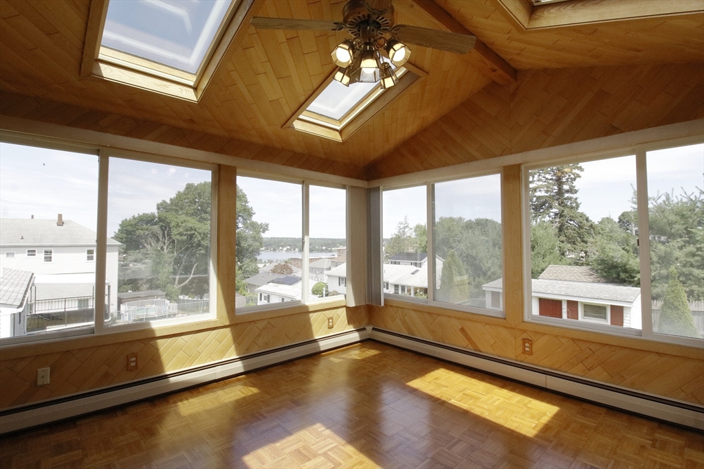 3 bed, 1 bath apartment for rent at 116 Bliss St, Fall River — photo 11 of 23