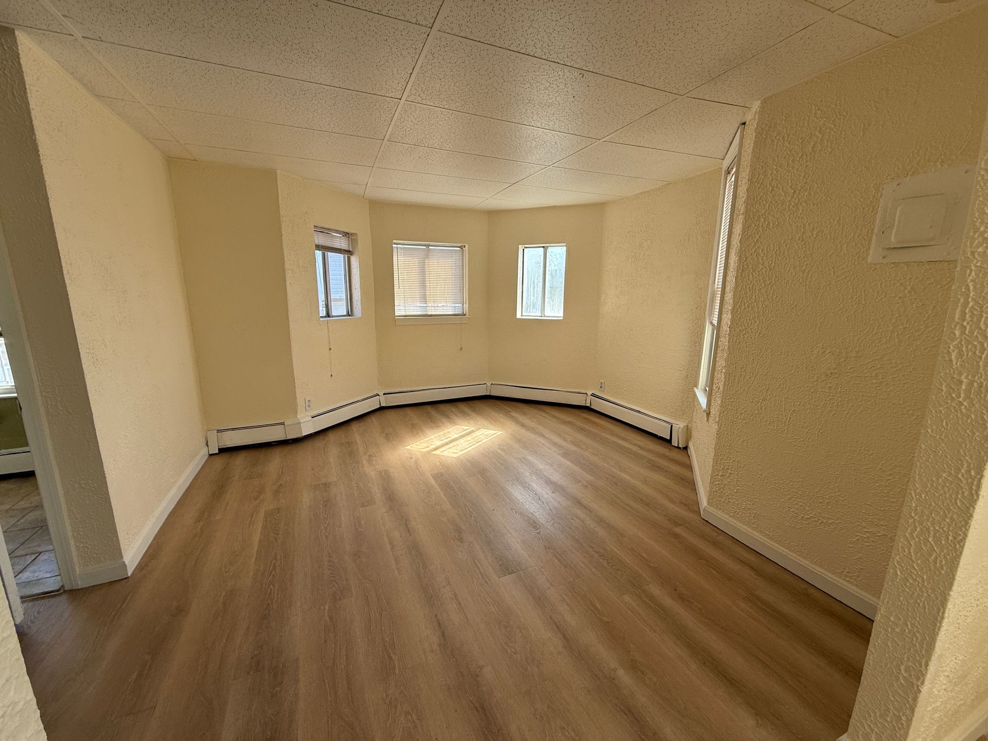 Studio bed, 1 bath apartment for rent at 116 Brooks St Unit 6, East Boston — photo 5 of 8