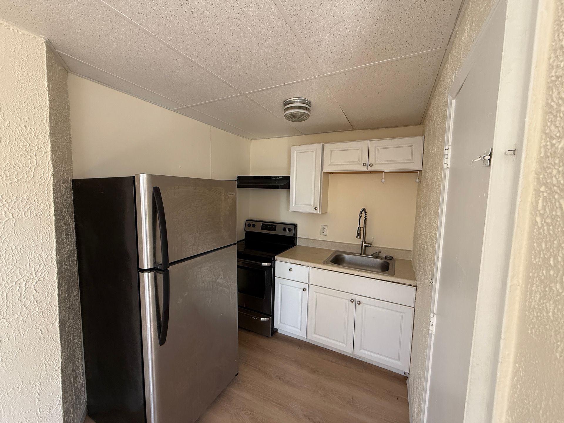 Studio bed, 1 bath apartment for rent at 116 Brooks St Unit 6, East Boston — photo 2 of 8